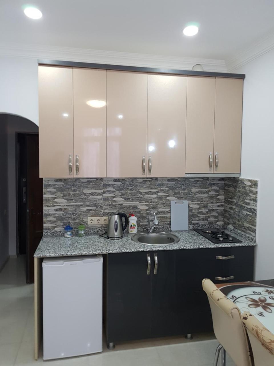 Sky-G Sea View Apartment บาทูมิ ภายนอก รูปภาพ