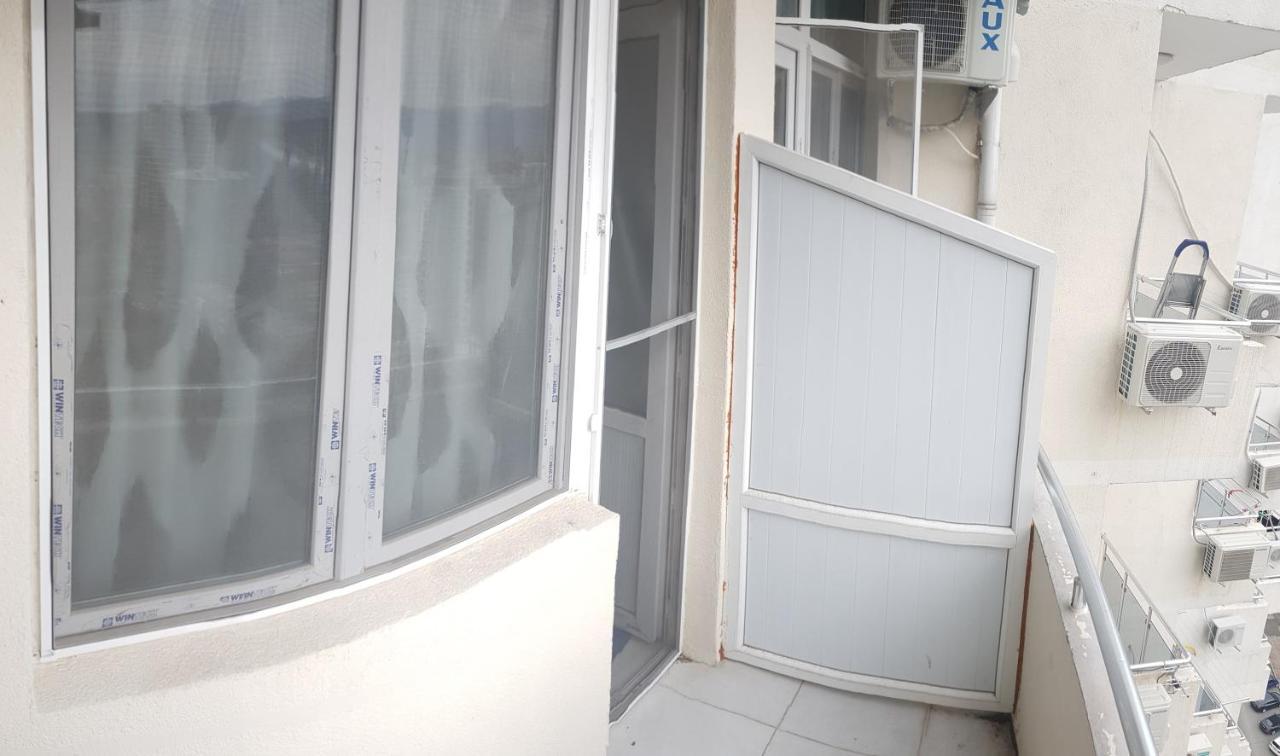 Sky-G Sea View Apartment บาทูมิ ภายนอก รูปภาพ