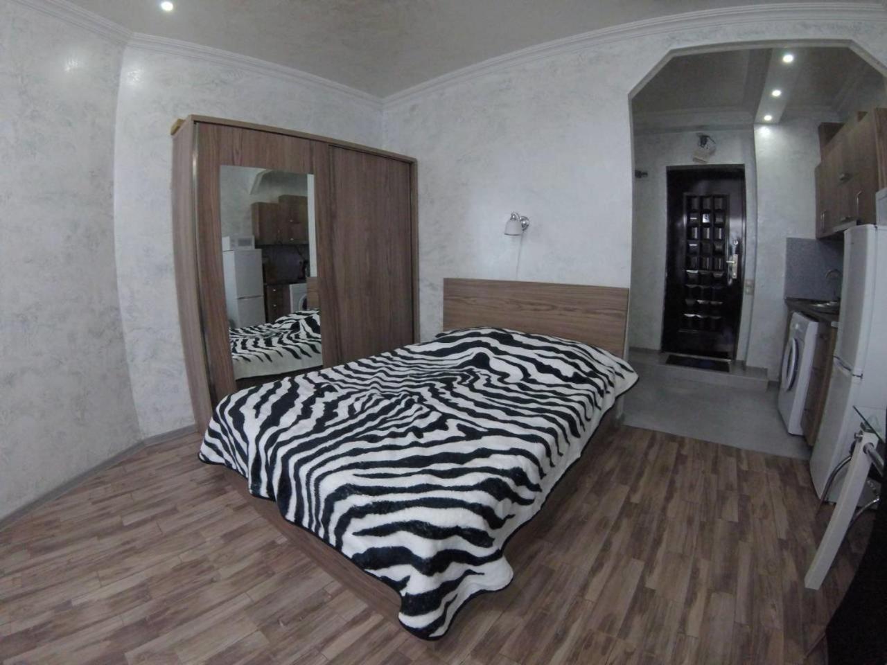 Sky-G Sea View Apartment บาทูมิ ภายนอก รูปภาพ